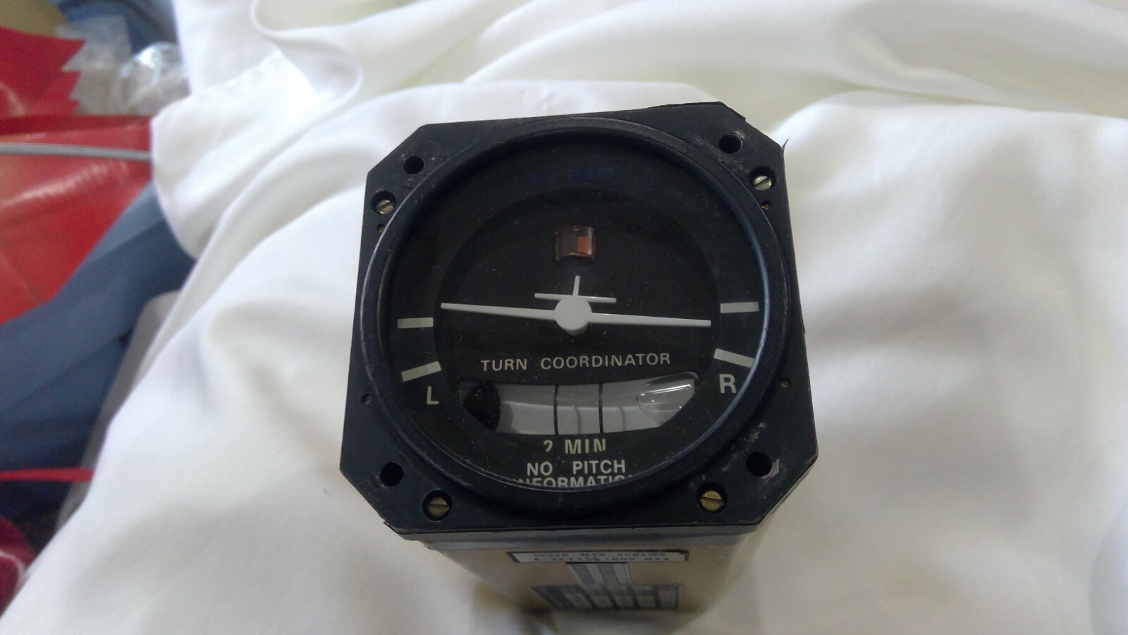 Astronautics Corp. Turn Coordinator TC-M 14/28V P/N 303560-113MSN CORE