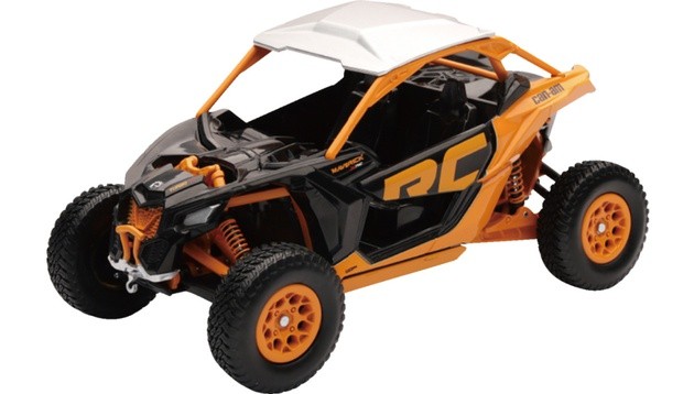 New Ray Toys 1:18 Scale UTV of Can-Am Maverick X3 Xrc Turbo Black/Orange