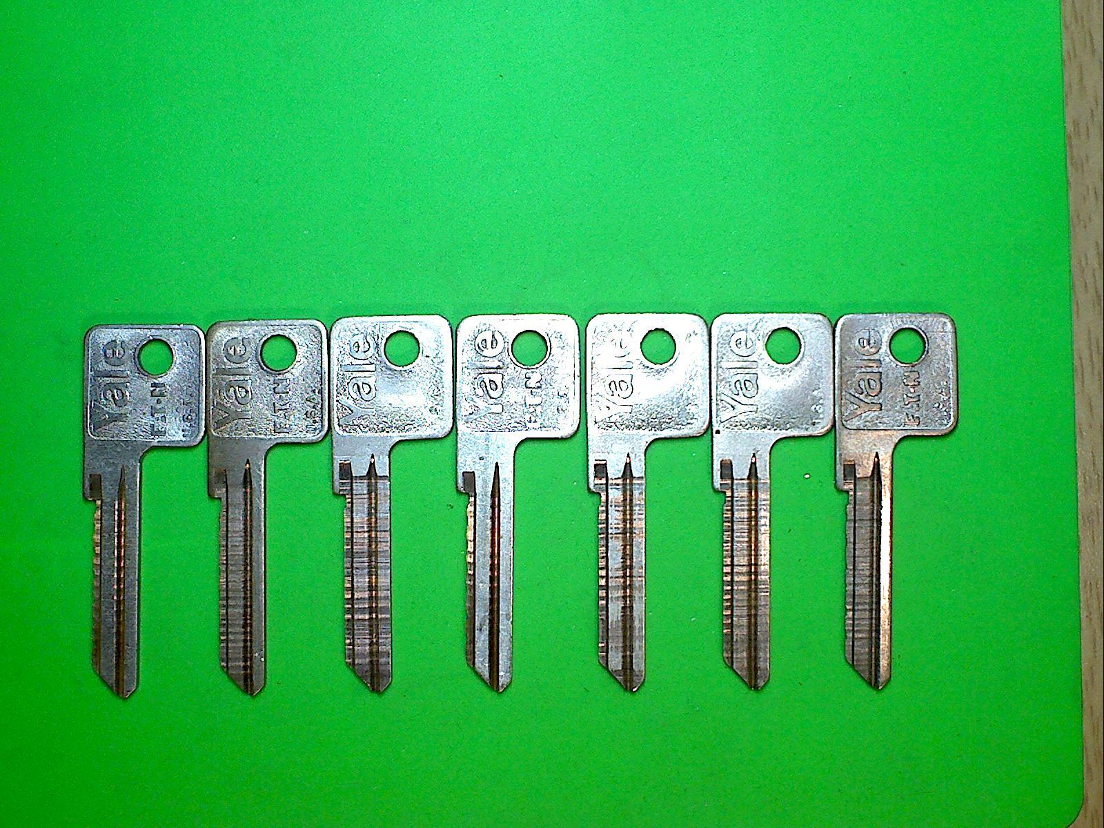 YALE ORIGINAL EN117 T SECTION MASTER, 7 PIN KEY BLANKS,LOT OF (7), NOS-LOCKSMITH