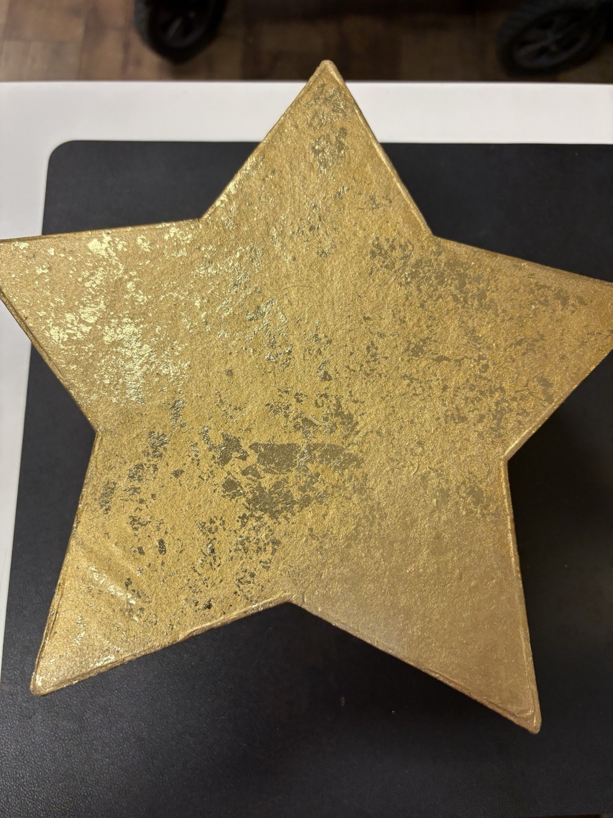 2 STAR AND 2 CHRISTMAS TREE NESTING BOXES GOLD