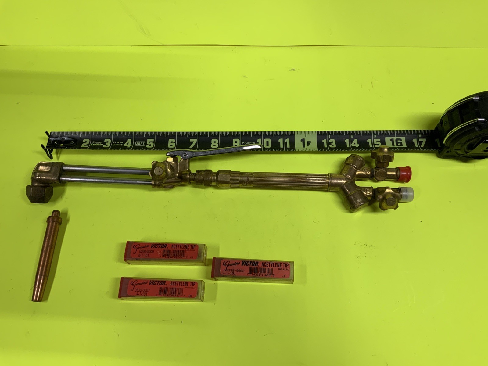Victor Cutting Torch Set CA25 Attachment WH26FC Handle &4 tips