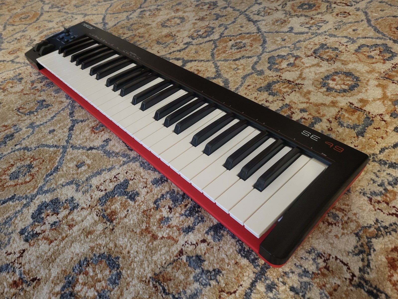 Nektar SE49 49-key Keyboard Controller