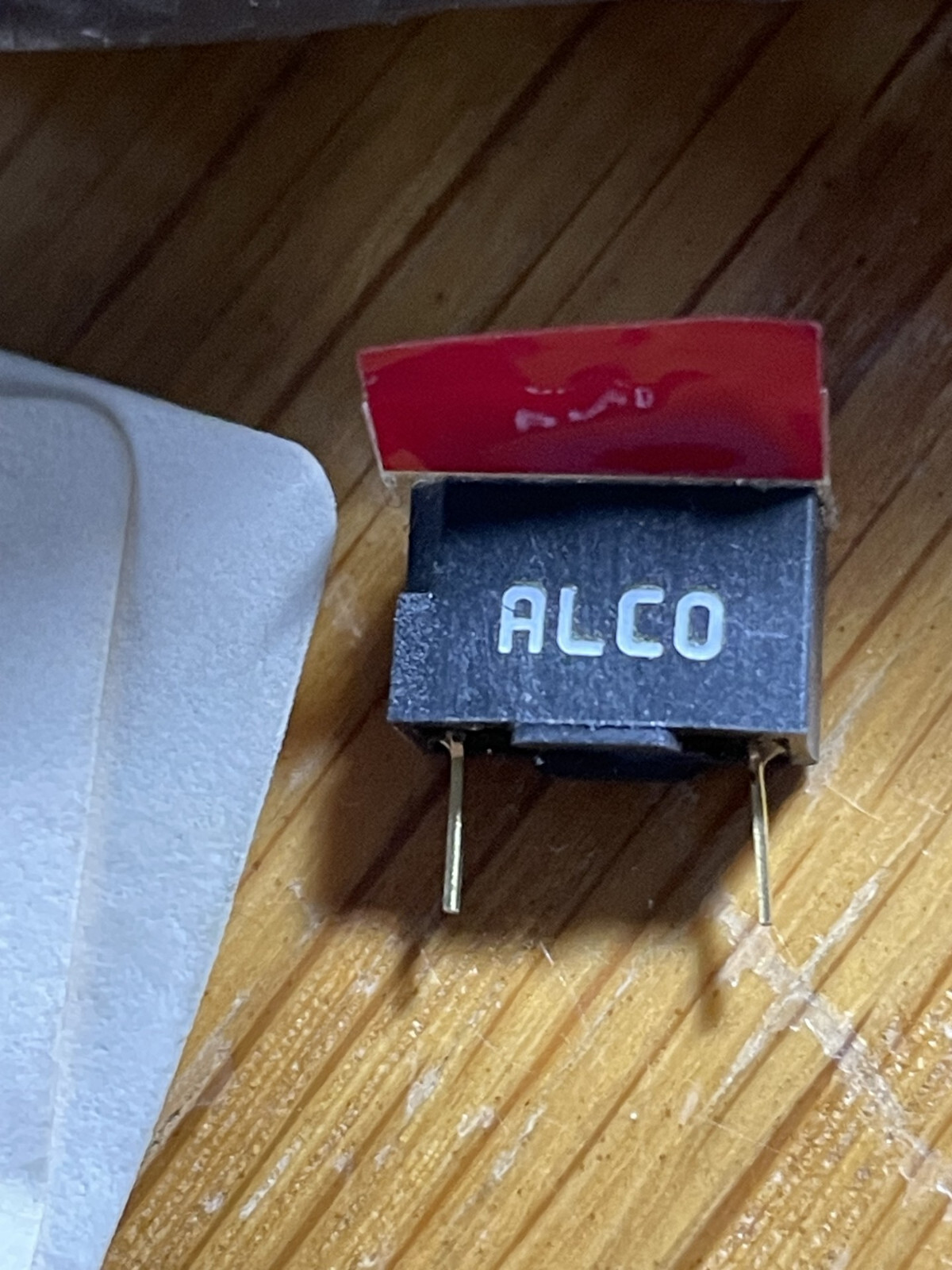 A lot of TEN (10)  ALCO  DTS-1  pcb mount SPST SLIDE switch,