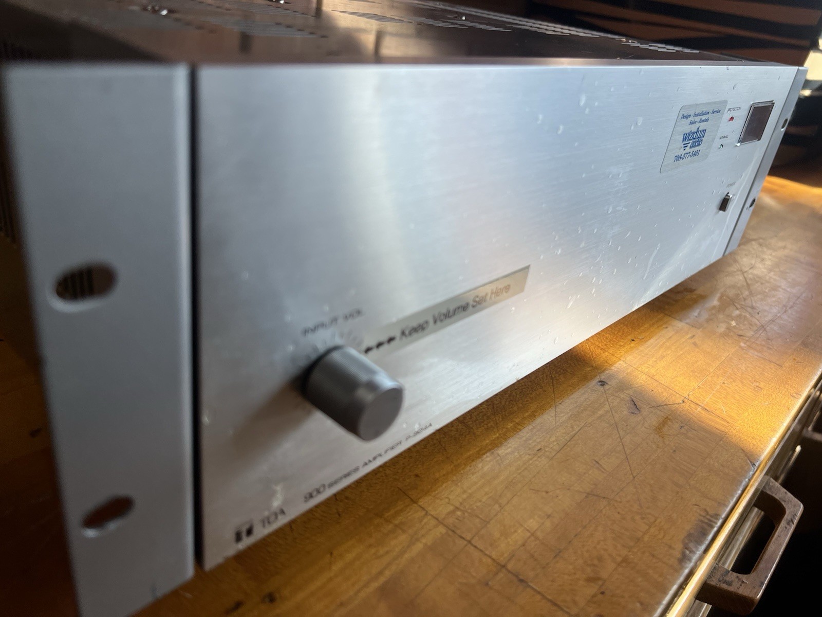 TOA 900 Series Amplifier P-924A