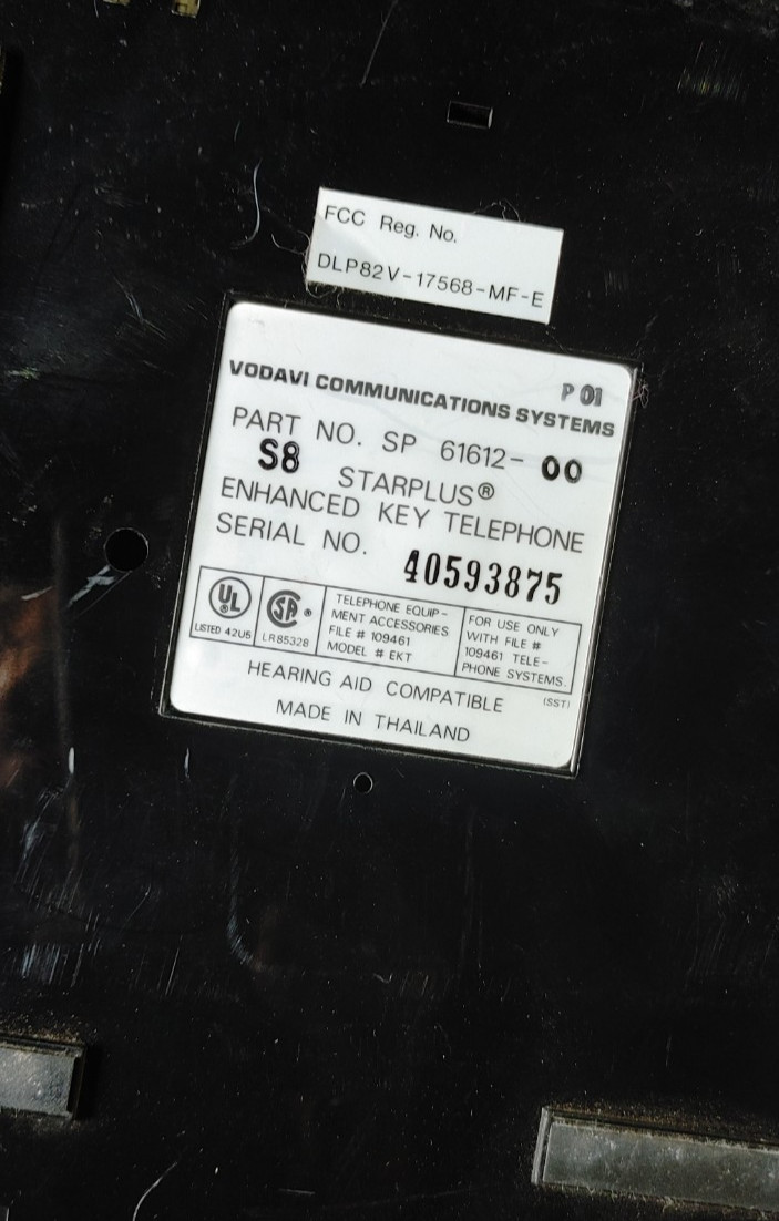 Vodavi STARPLUS 616FLEX Phone System, including 6 phones