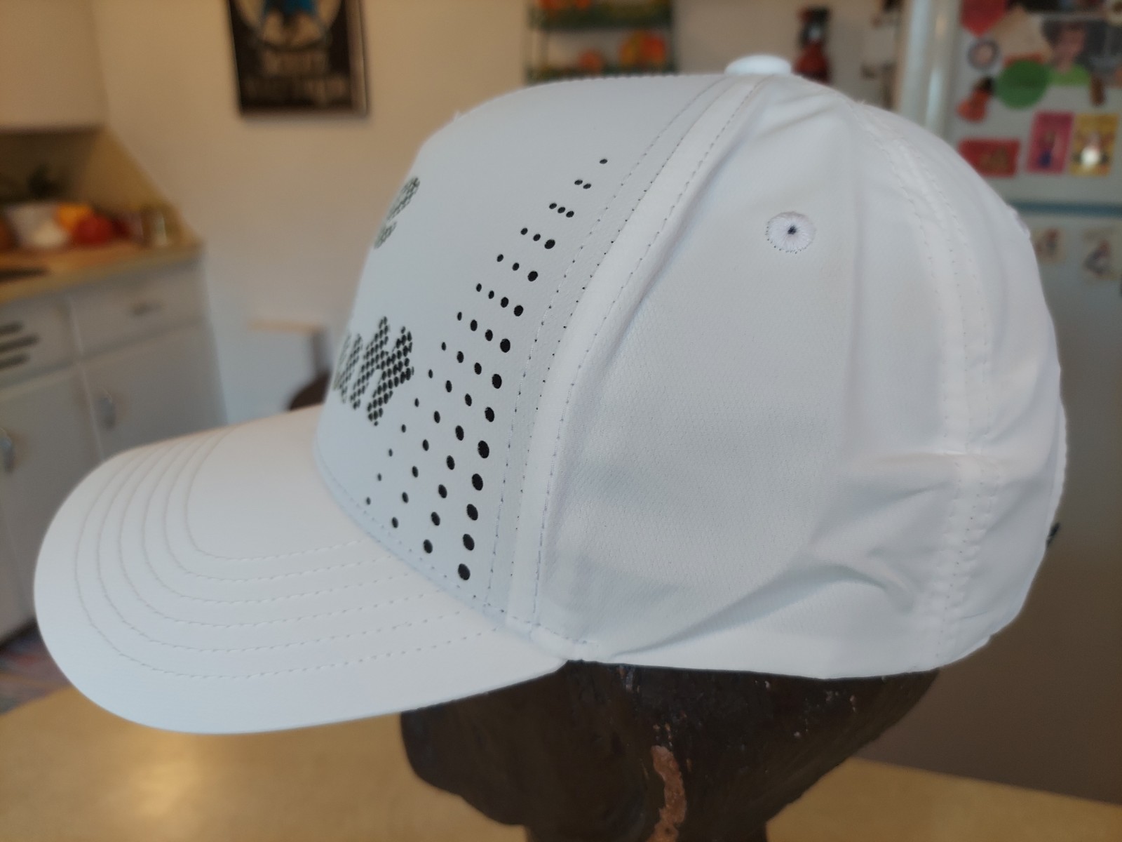 PGA Tour Nice Putt Hat Adult Universal Fit Strapback White