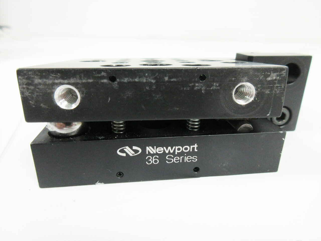 NEWPORT 36S TILT & ROTATION PLATFORM - MODIFIED NO MICROMETER