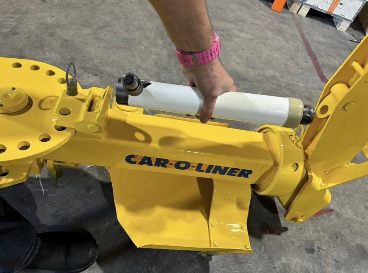 CAR O LINER draw a liner 10 ton ram SAME EXACT SPEC AS OEM very good quality
