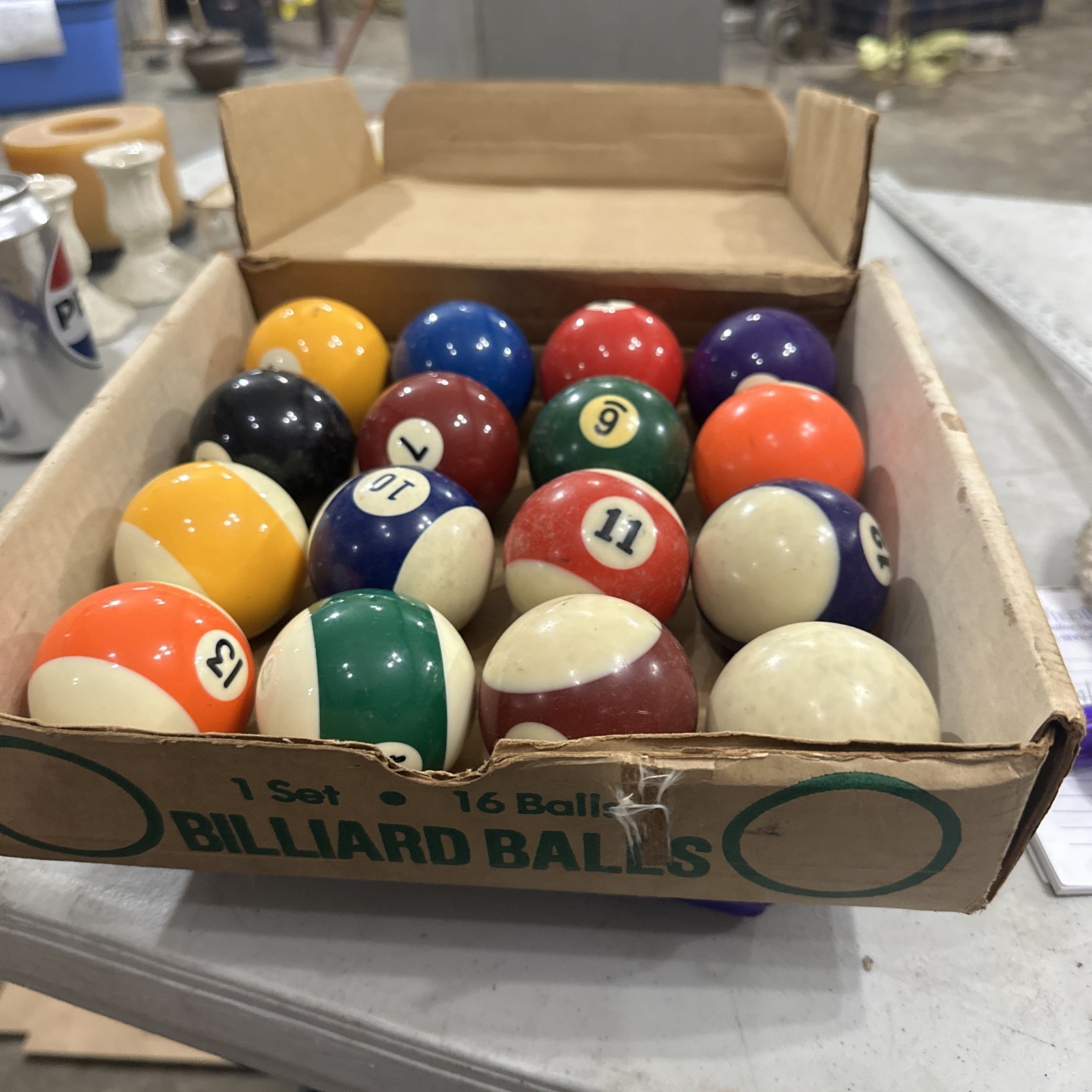 I Set Of Billiard Balls