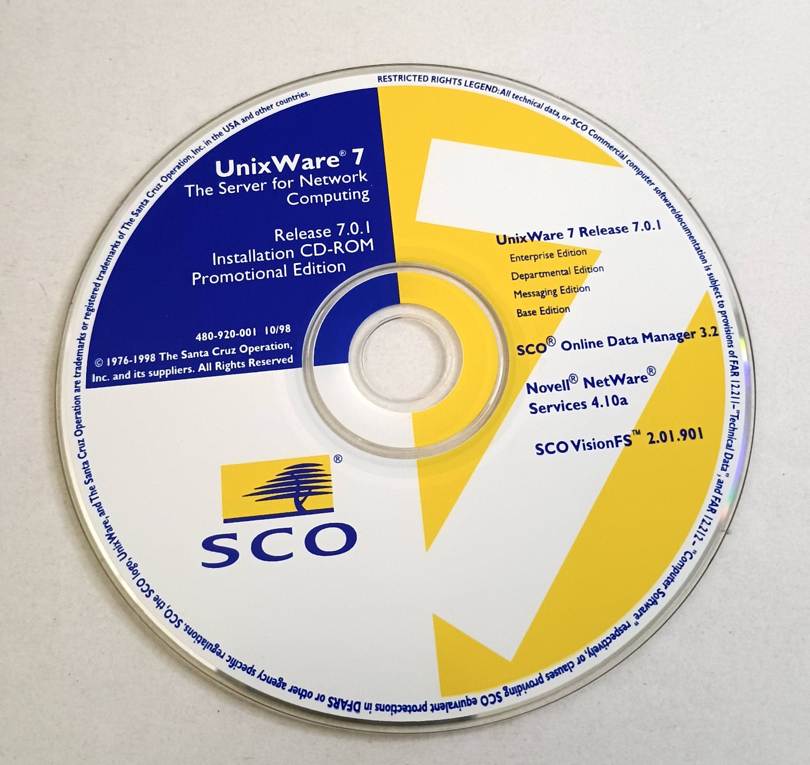 SCO UnixWare 7 Server Network Computing Release  7.0.1  Inst CD-ROM Promo Editio