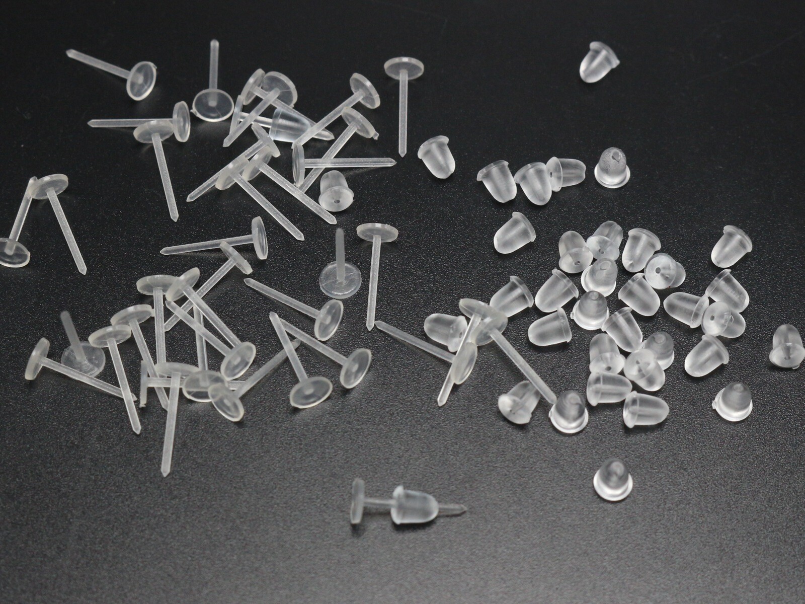 200 Invisible Clear Plastic Flat Blank Pad Earring Nail Pin Ear Post Stud