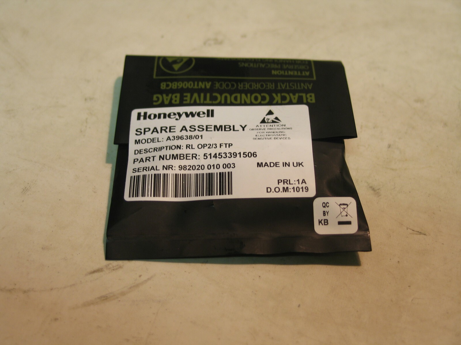 NIB HONEYWELL 51453391506  SLOT 2/3 RELAY BOARD UDC CONTROLLERS P6077