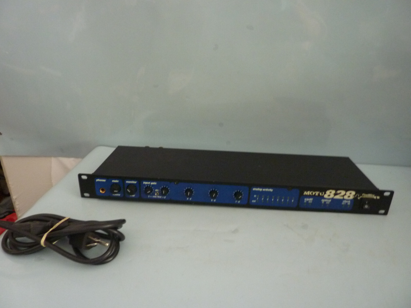 Motu 828 Firewire Audio Interface 828 Studio Recording MARK OF UNICORN w/ RACK