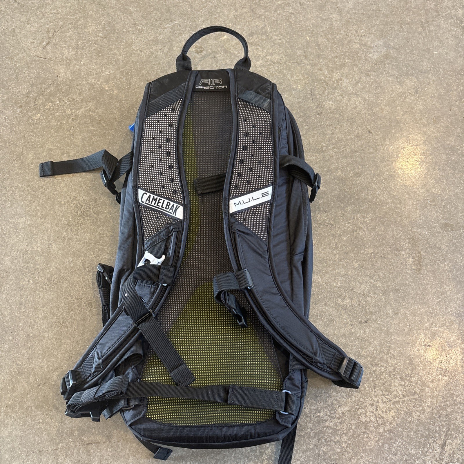 CamelBak Mule Hydration Carrier Pack 3L Black Backpack Day Pack Water