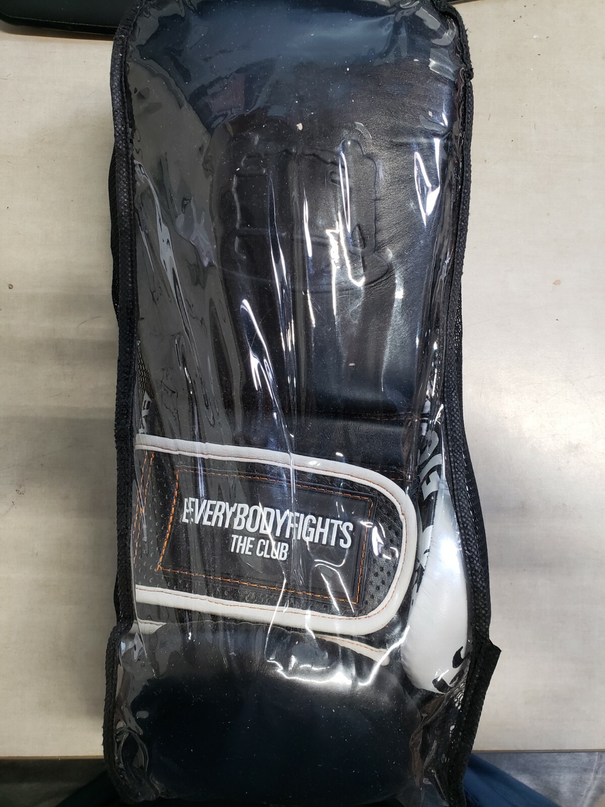 EVERYBODYFIGHTS - THE CLUB Boxing Gloves - Size: L/XL