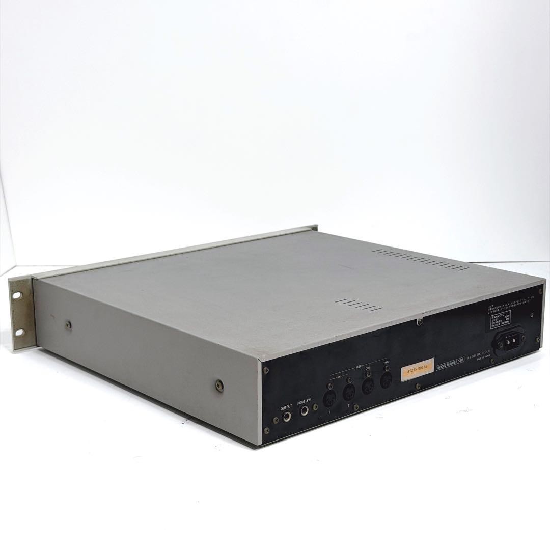 AKAI Professional S01 16-Bit MIDI Digital Sampler 2U Rackmount Floppy USED