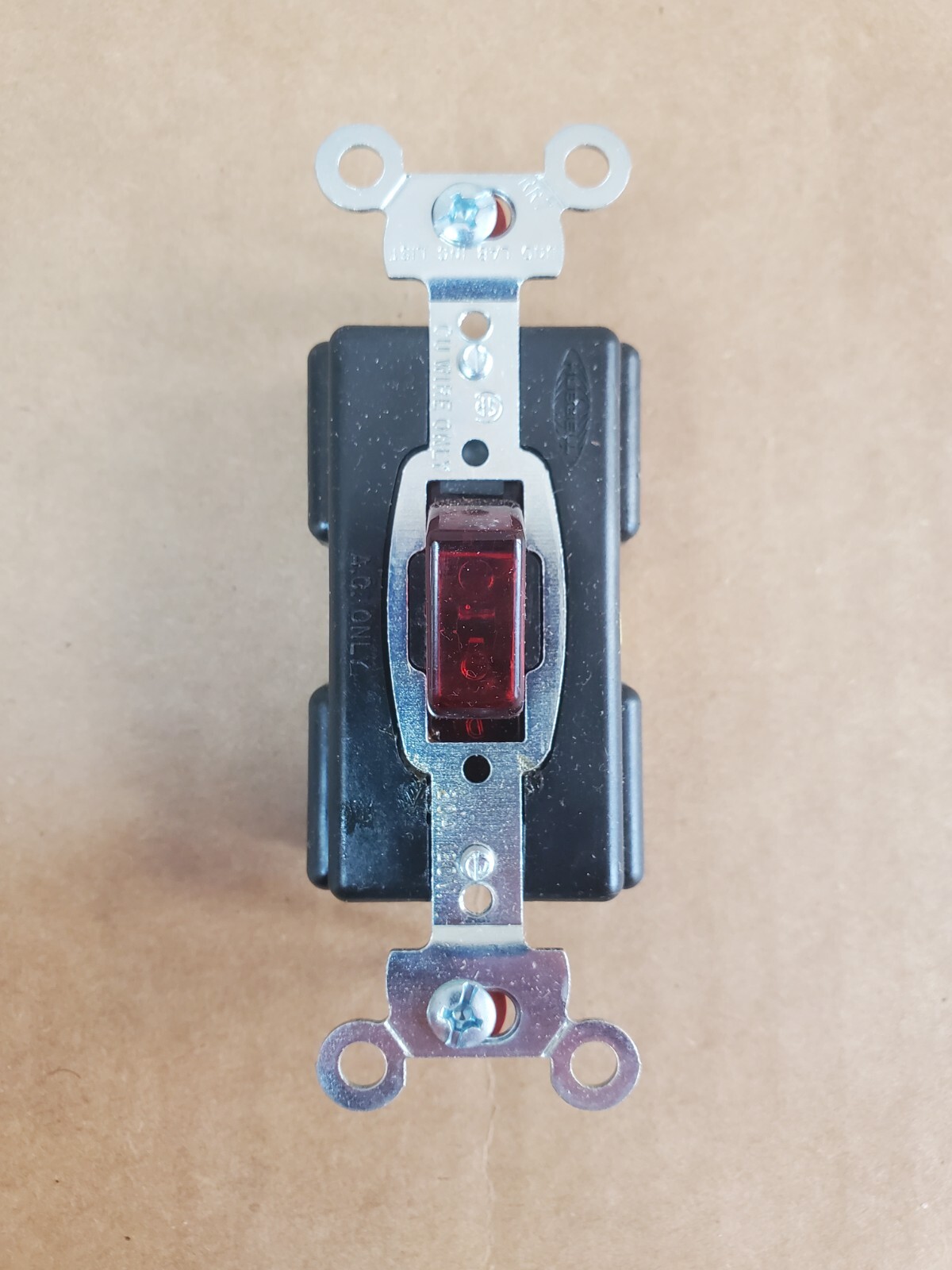 Hubbell HBL1297 Single Pole Switch, Red Pilot Light Pressure Switch