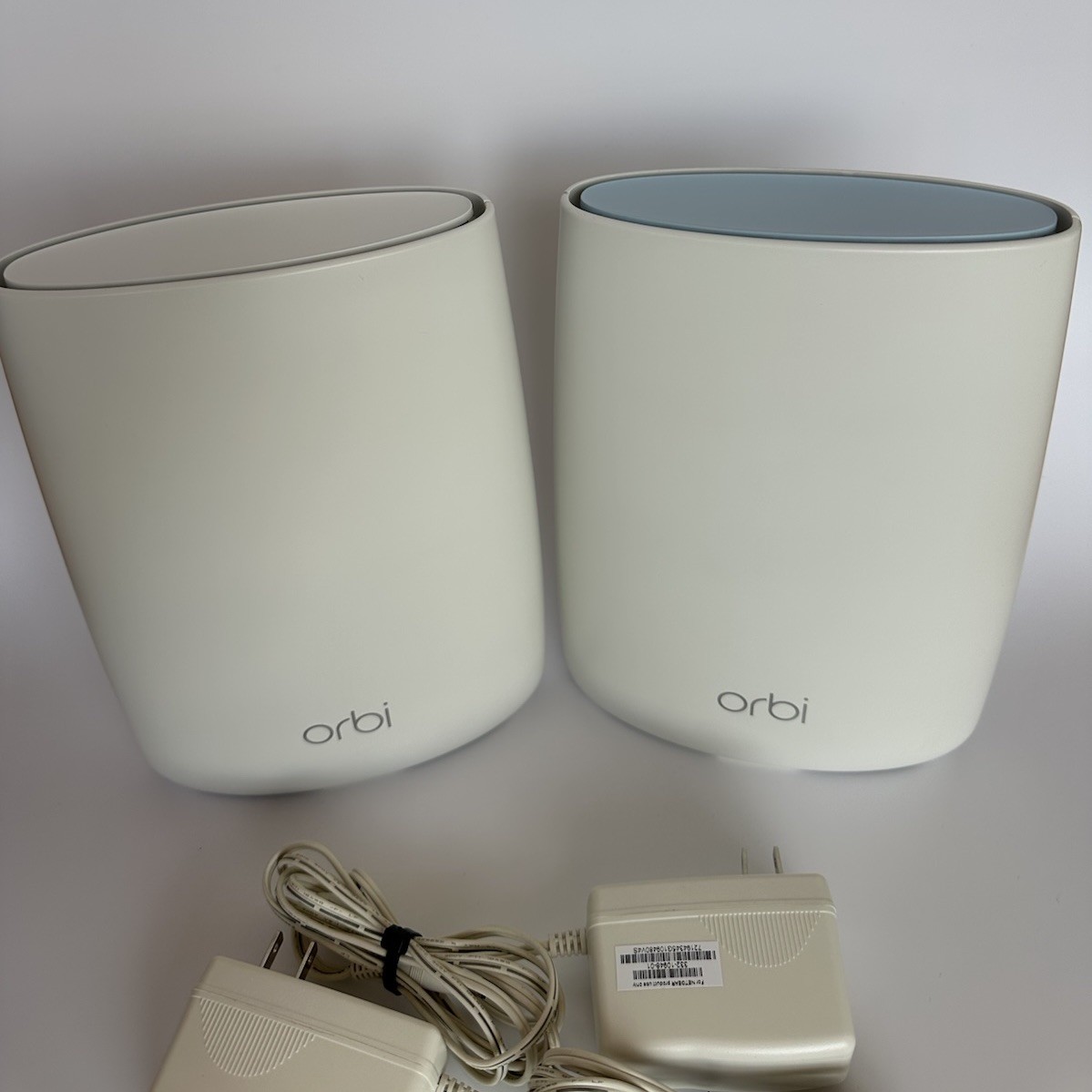 NETGEAR Orbi Home Whole Home Mesh WiFi System and home extender- RBR50V2/RBS50V2