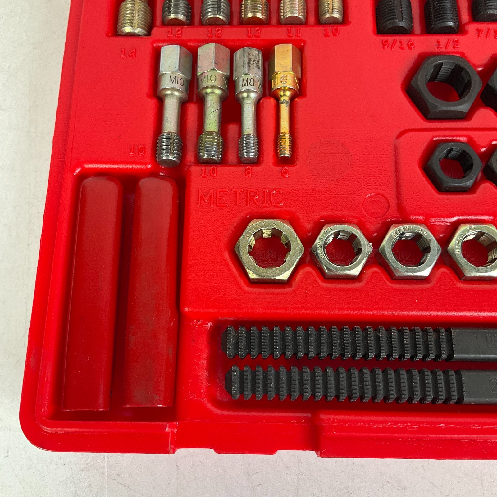 Snap On Tools RTD48 48 Piece Master Rethreading Set Fractional Metric