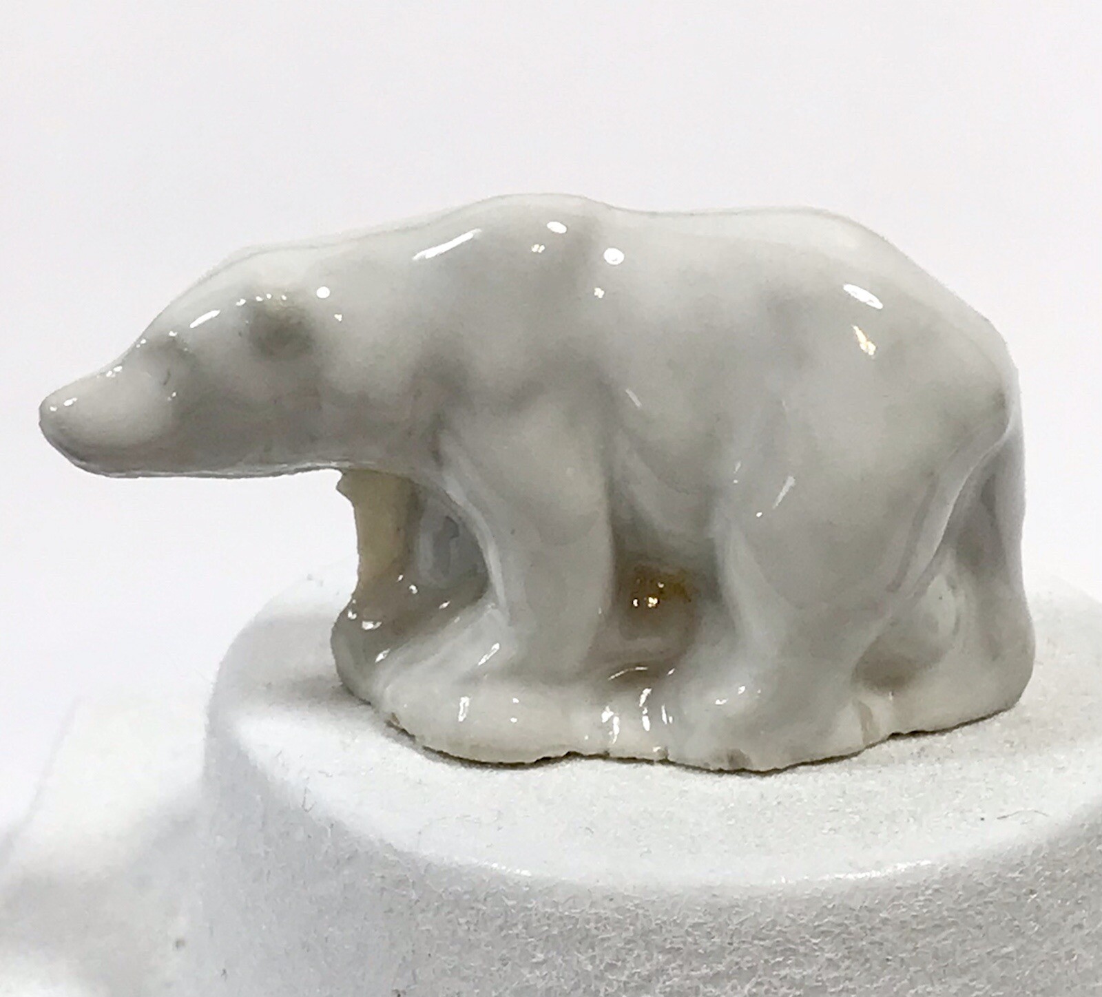 Wade England Polar Bear Figurine Red Rose Tea Whimsies Whimsy