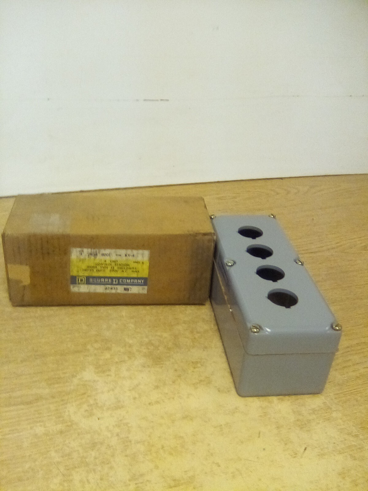 Square D 9001 KY-4 4 Unit Control Station Series A Heavy Duty 600V