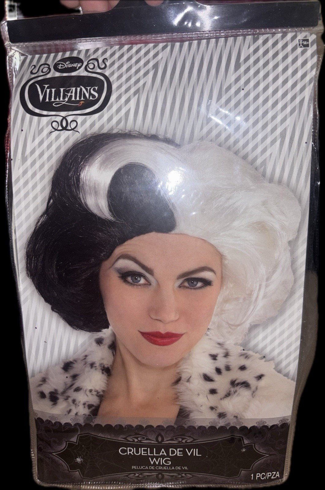 NEW Adult Disney Villains Cruella De Vil Wig 101 Dalmatians Accessory BF