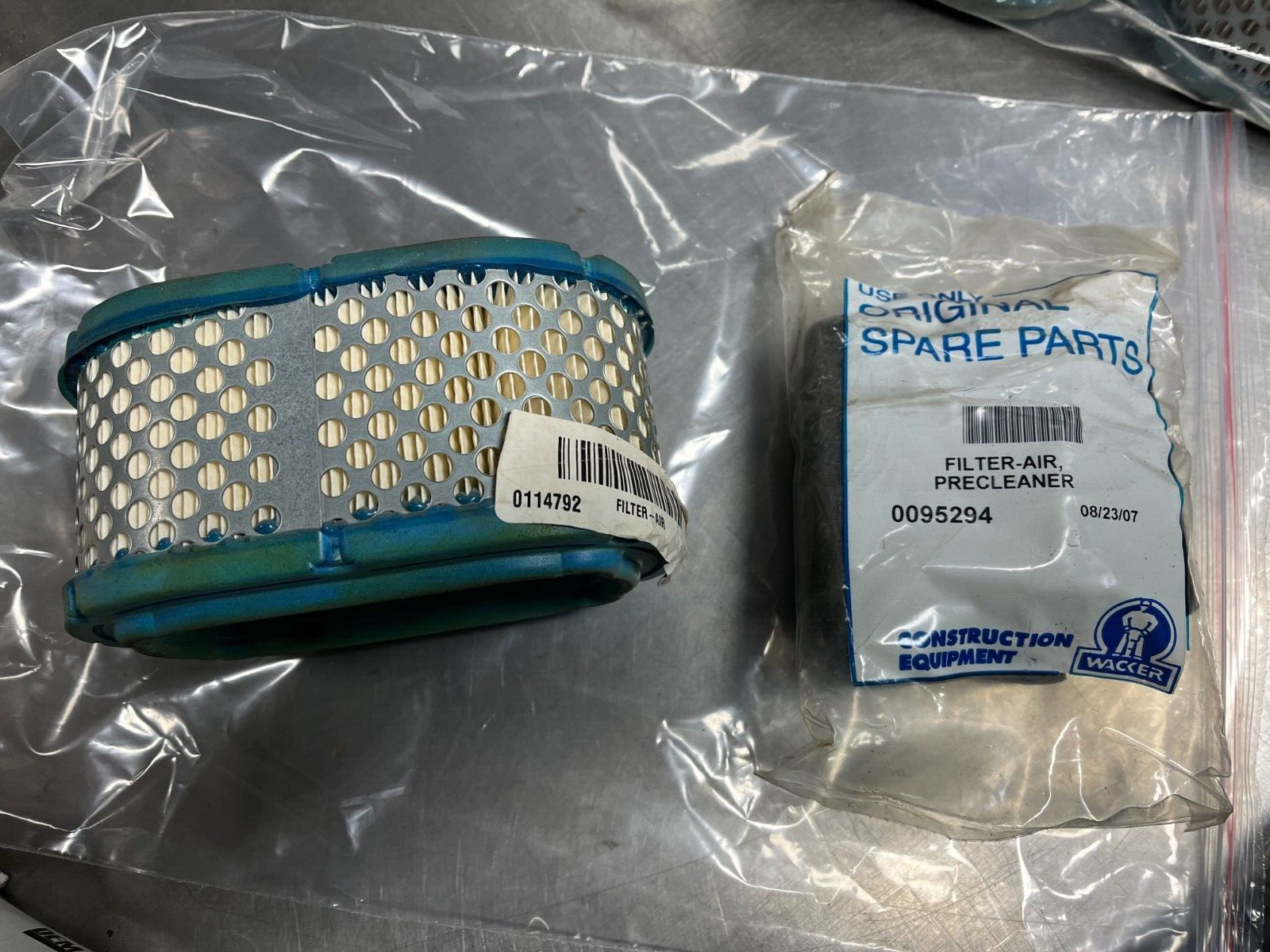 0114792 Genuine OEM WACKER Neuson AIR FILTER & Foam Pre-Filter 114792