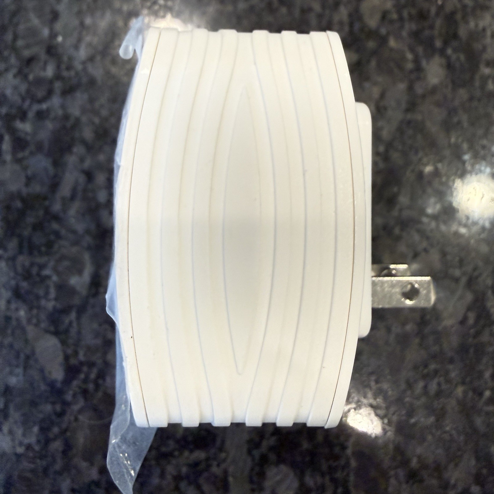 New Arlo Bridge By NetGear ABB1000 For Arlo Security Lights