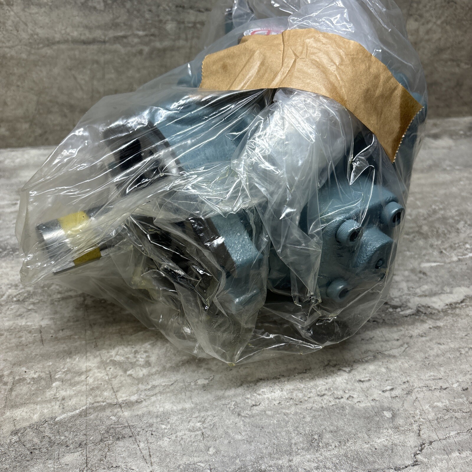 NACHI VDC-3B-1A5-E20 2260 High Pressure Variable Vane Pump Unit, New