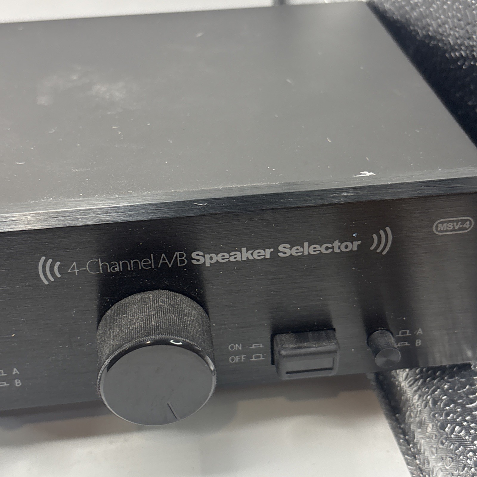 Monoprice MSV-4 Dual Source 4-Channel A/B Speaker Selector with Volume Control
