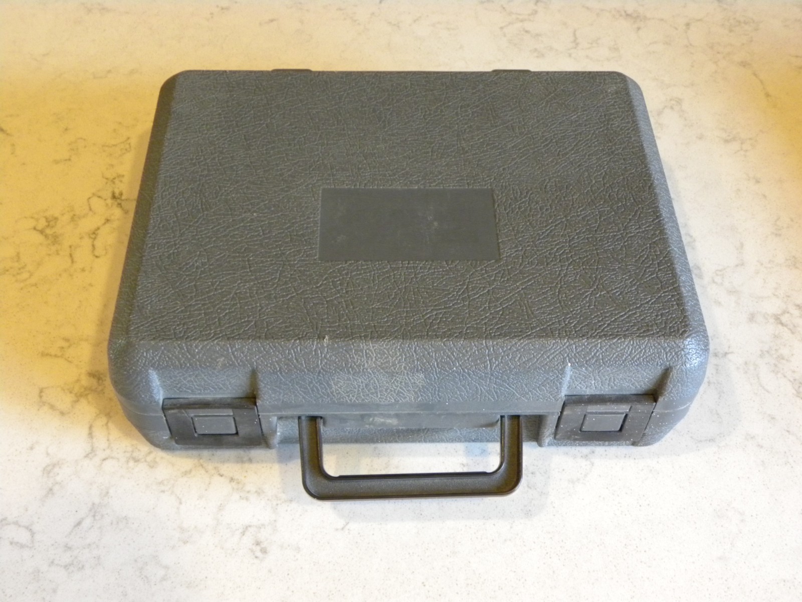 Lowrance Avionics AIRMAP 2000c GPS - UNTESTED