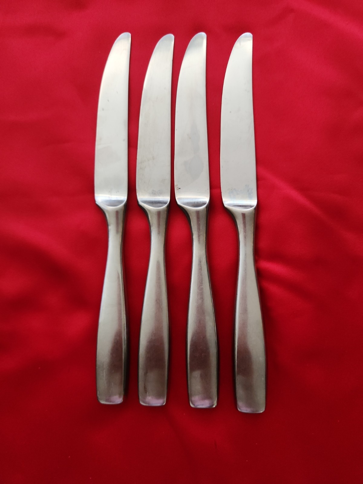 Yamazaki BOLO 4 Piece Lot Of Butter Knives Satin Stainless Steel Flatware China