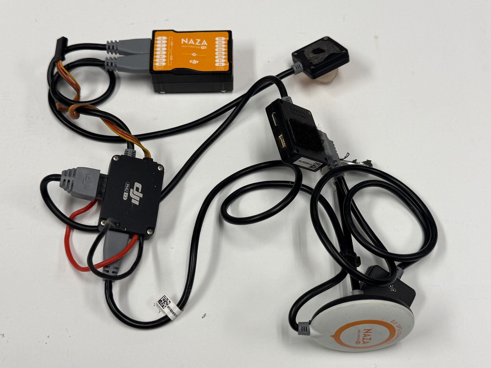 DJI Naza-M V2 Multi-Rotor Autopilot Flight Controller w/ GPS with IOSD Mini BTU