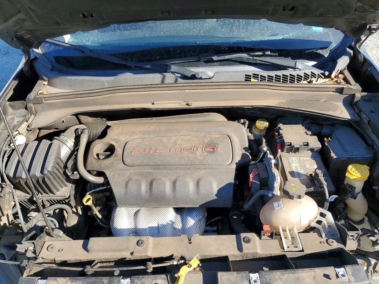 Fuse Box Engine Fits 15-21 RENEGADE 5015753