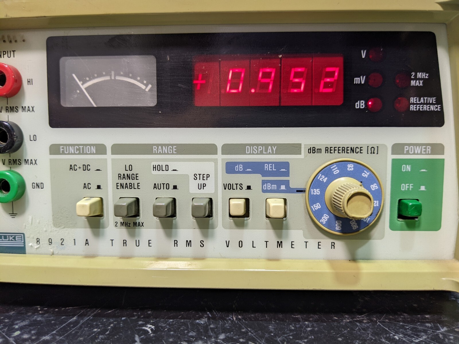 Fluke 8921A True RMS Voltmeter / 30 DAY GUARANTEE
