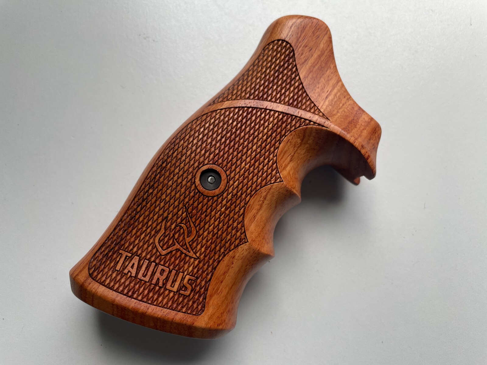 Target Grips Compatible with TRACKER/JUDGE 17 44 415 425 627 all checker