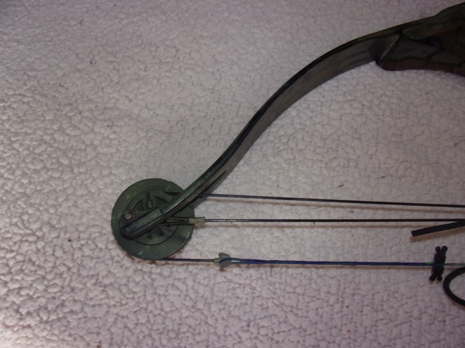 PSE Game Sport Compound Bow