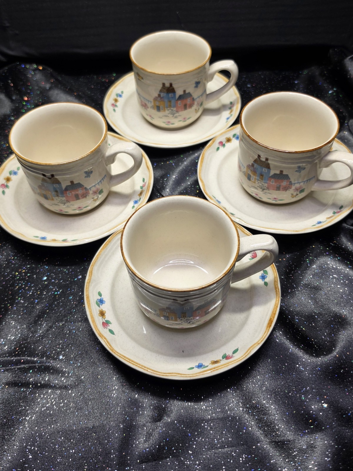 Heartland Coffee Mugs With Saucers.  Set Of 4