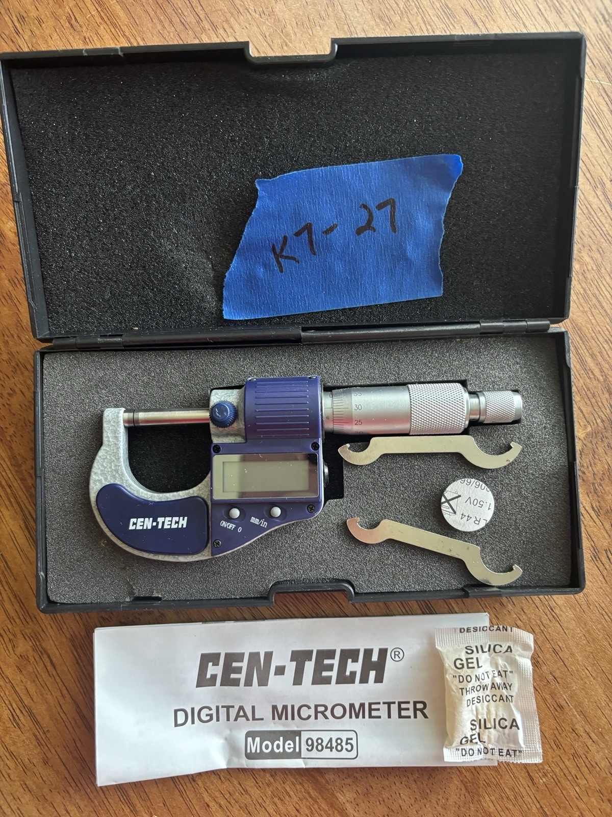 CEN-TECH Digital Micrometer 0-1 in 0.00005 in Resolution Model 98485