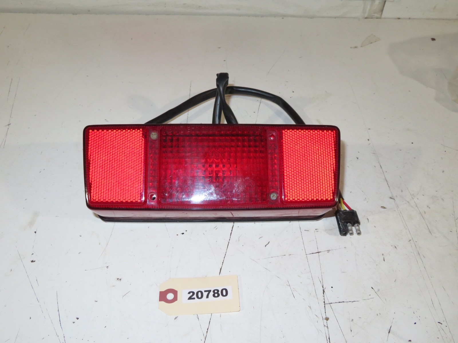 Arctic Cat - 2003 Panther 570 ESR Taillight assembly	0609-091 / 0609-090