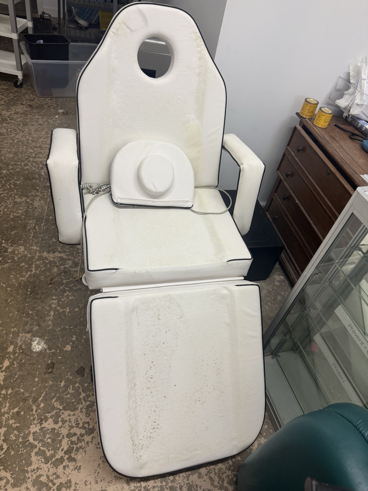 Electric Massage Chair And Table