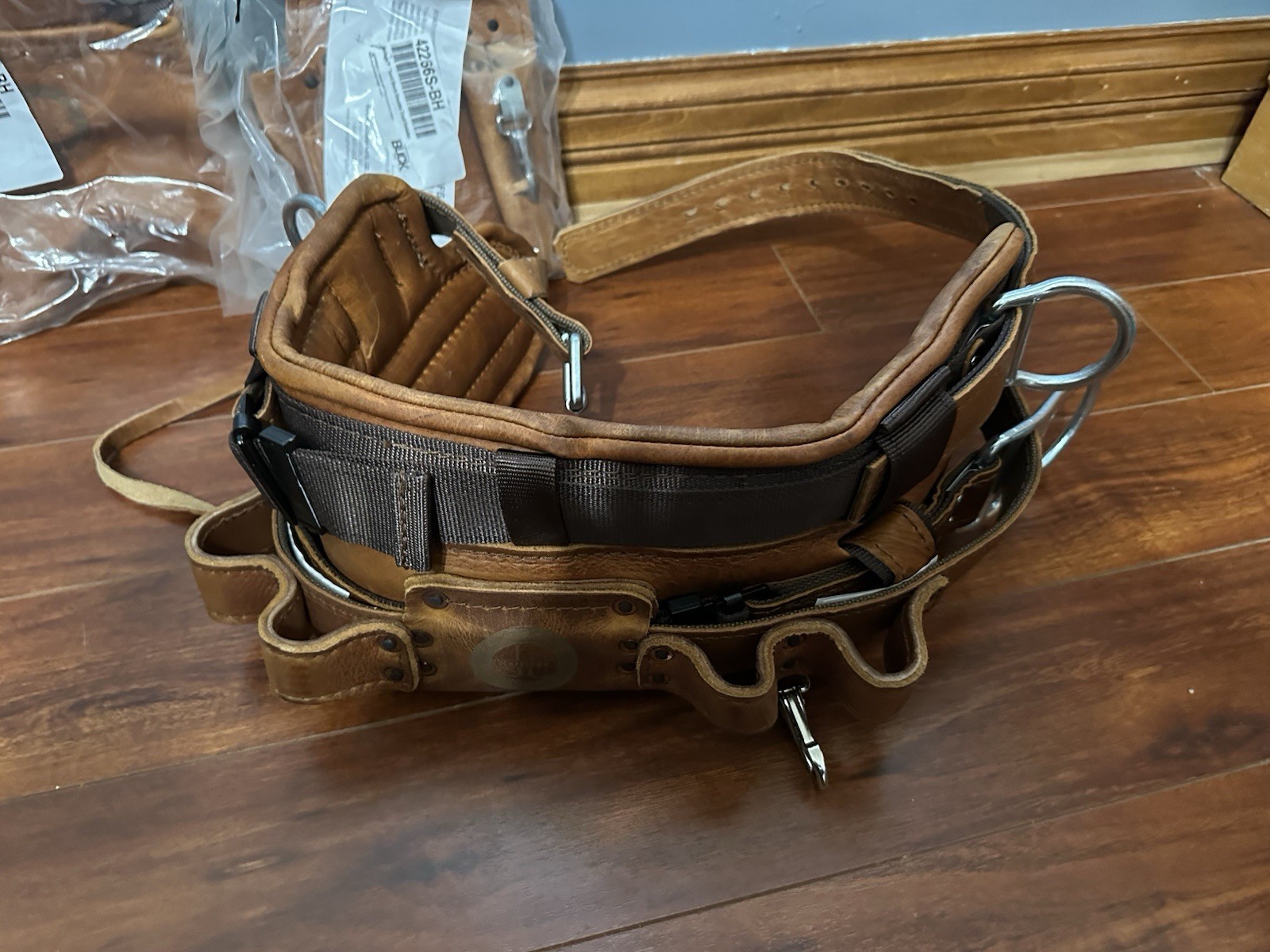 HERITAGE™ ADJUSTABLE SHORT BACK Climbing BELT With Extras S20-23