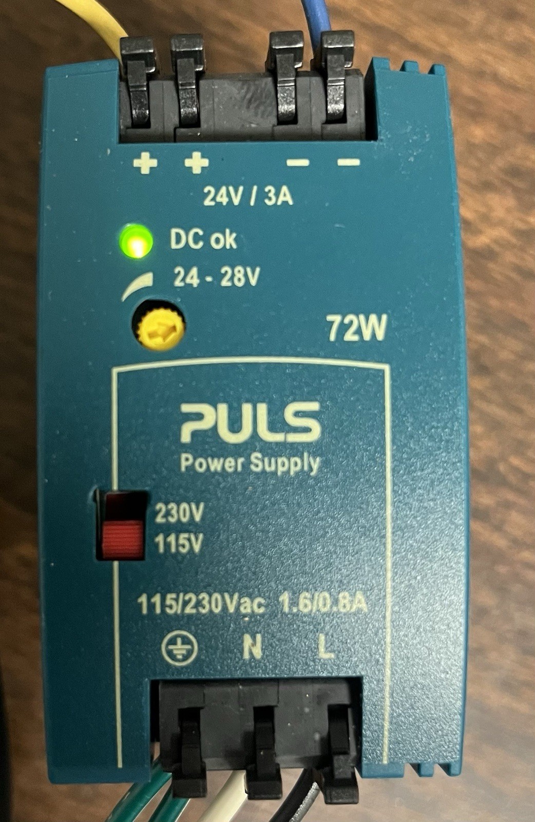PULS POWER SUPPLY ML70.100  72W     3A 100-120/220-240V ML70.100