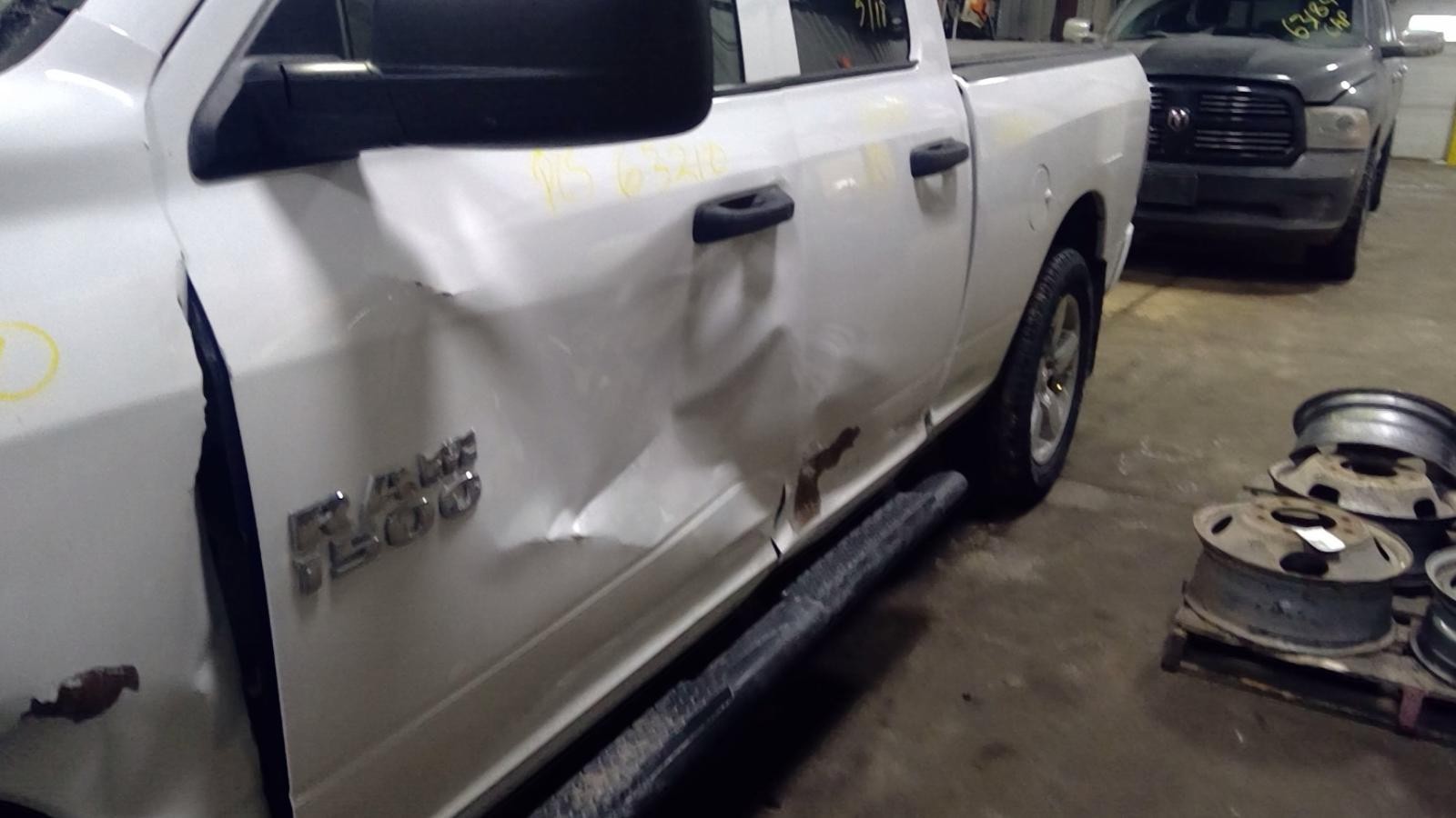 Used Floor Jack fits: 2018 Ram Dodge 1500 pickup Grade A