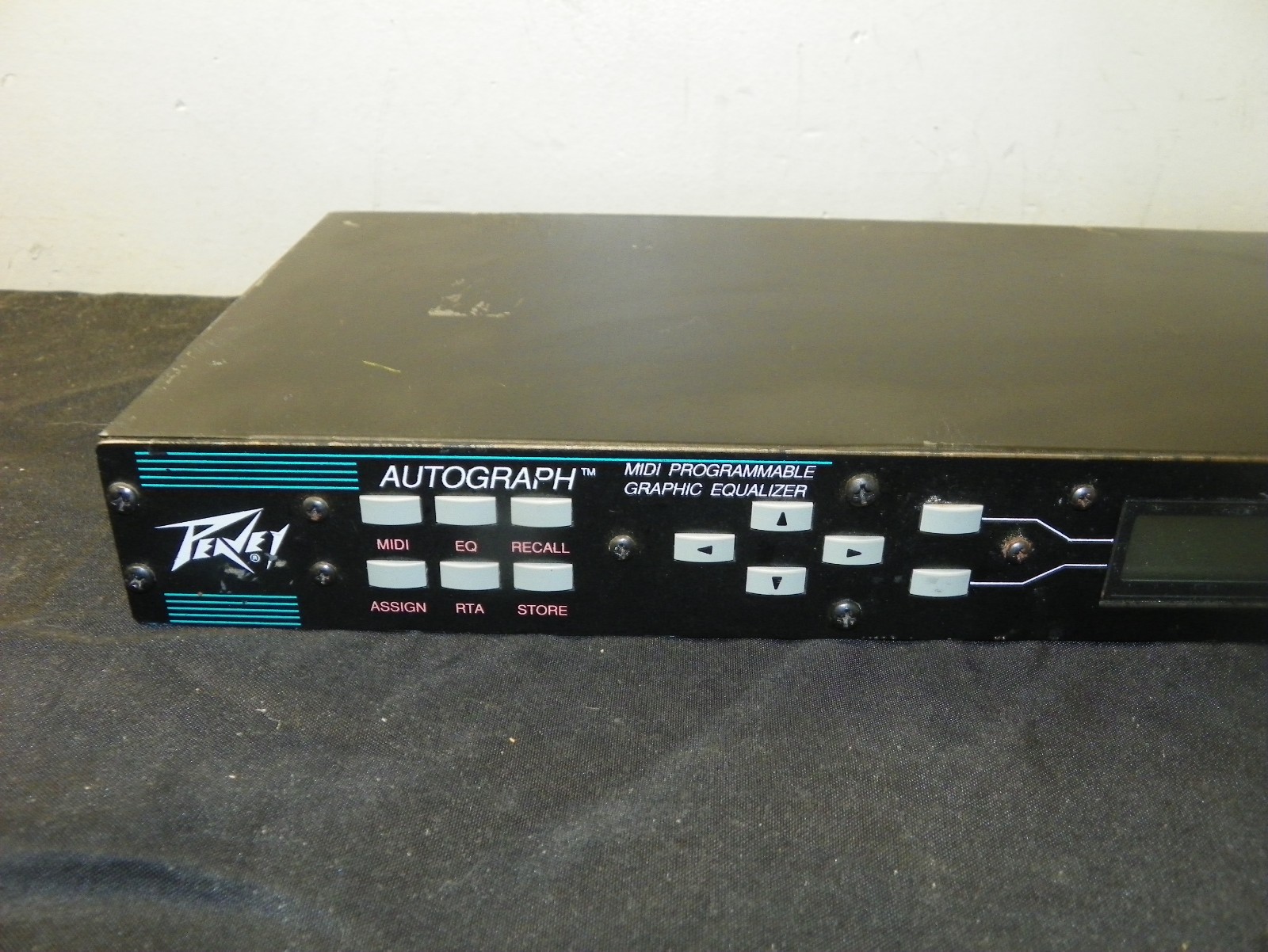 Untested Vintage Peavey Autograph MIDI Programmable 28-Band Graphic Equalizer