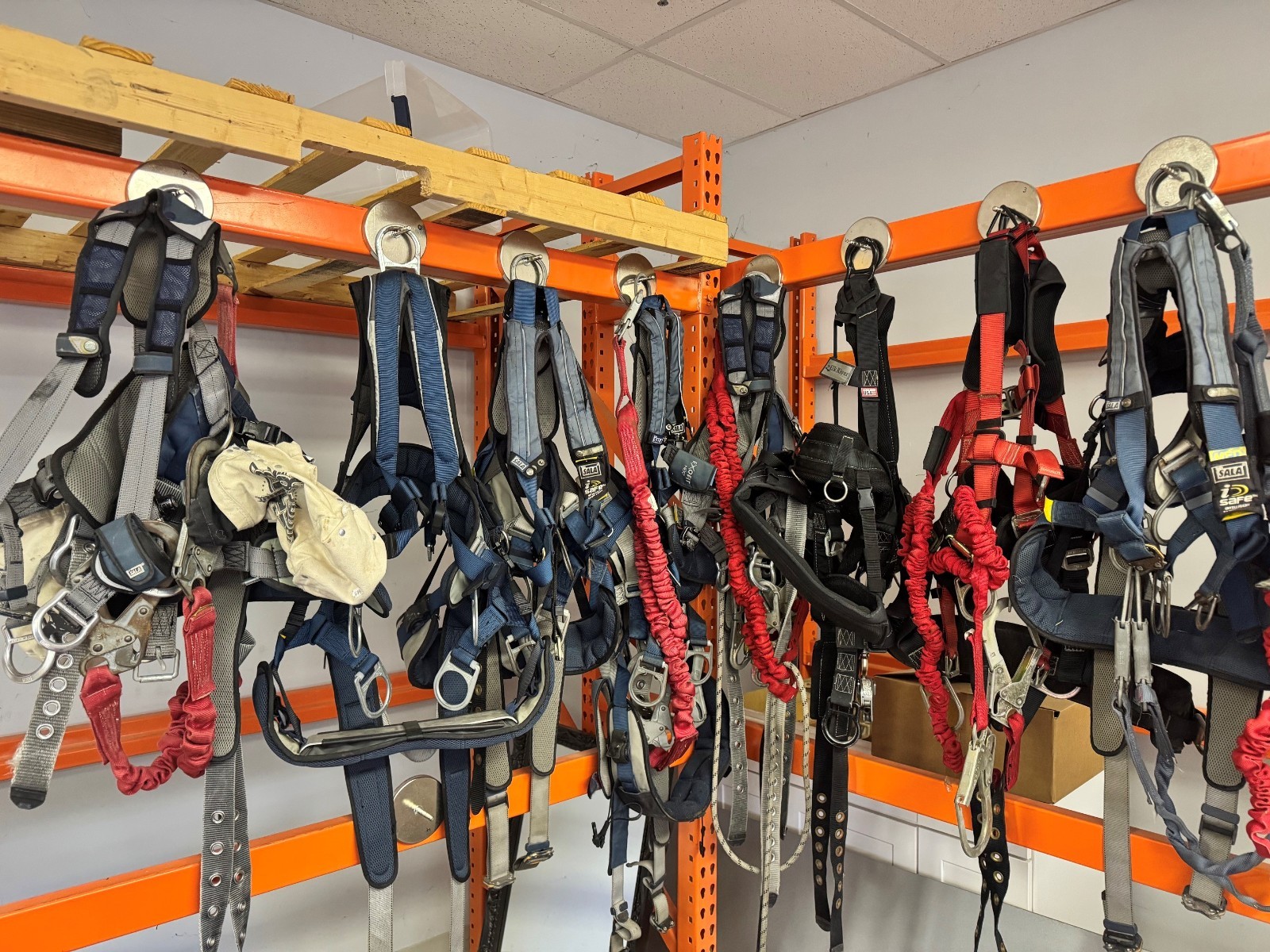 Tower Climbing Gear Harness Equipment