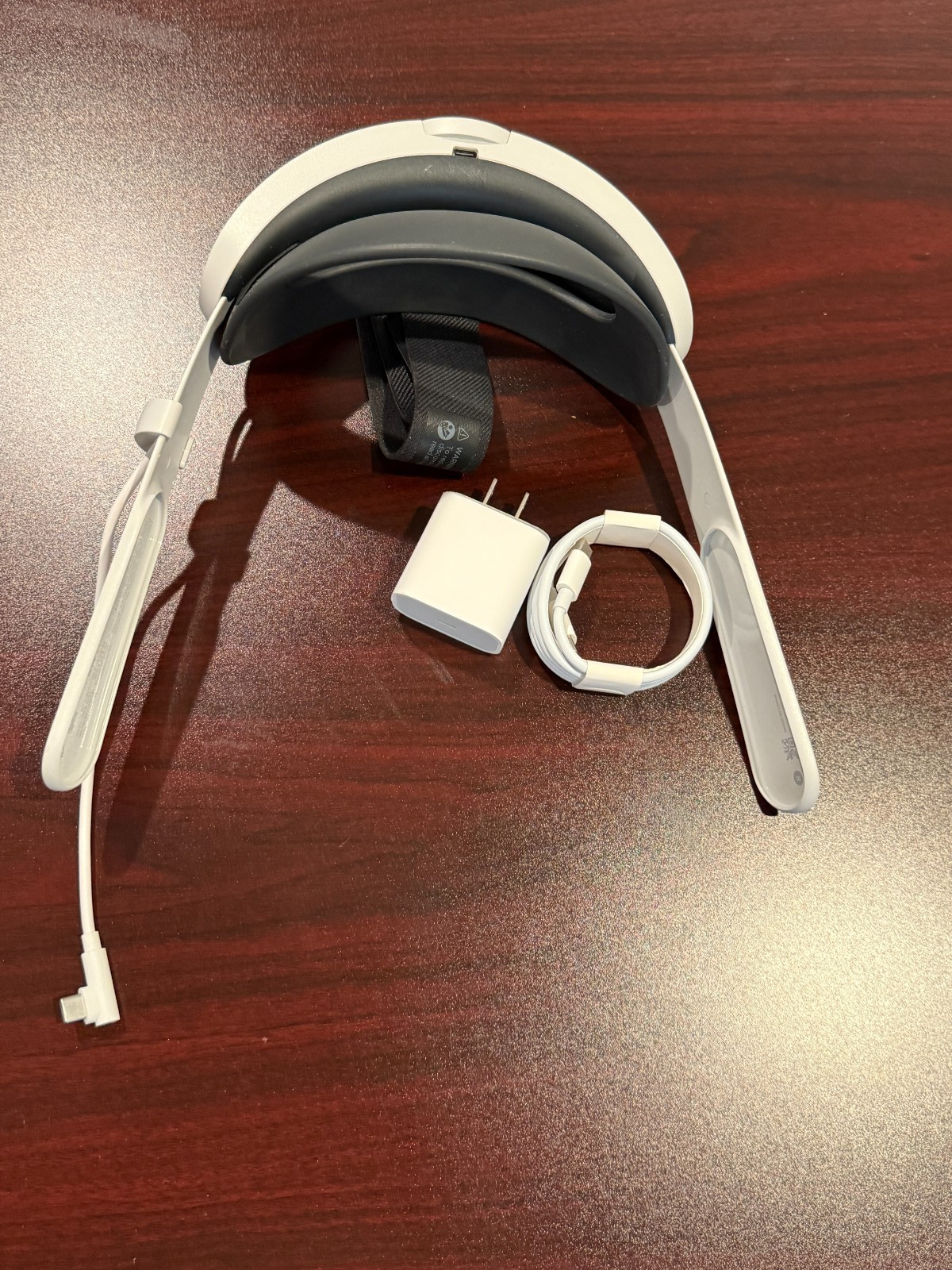 Meta - Quest 2 Elite Strap and Charger - White