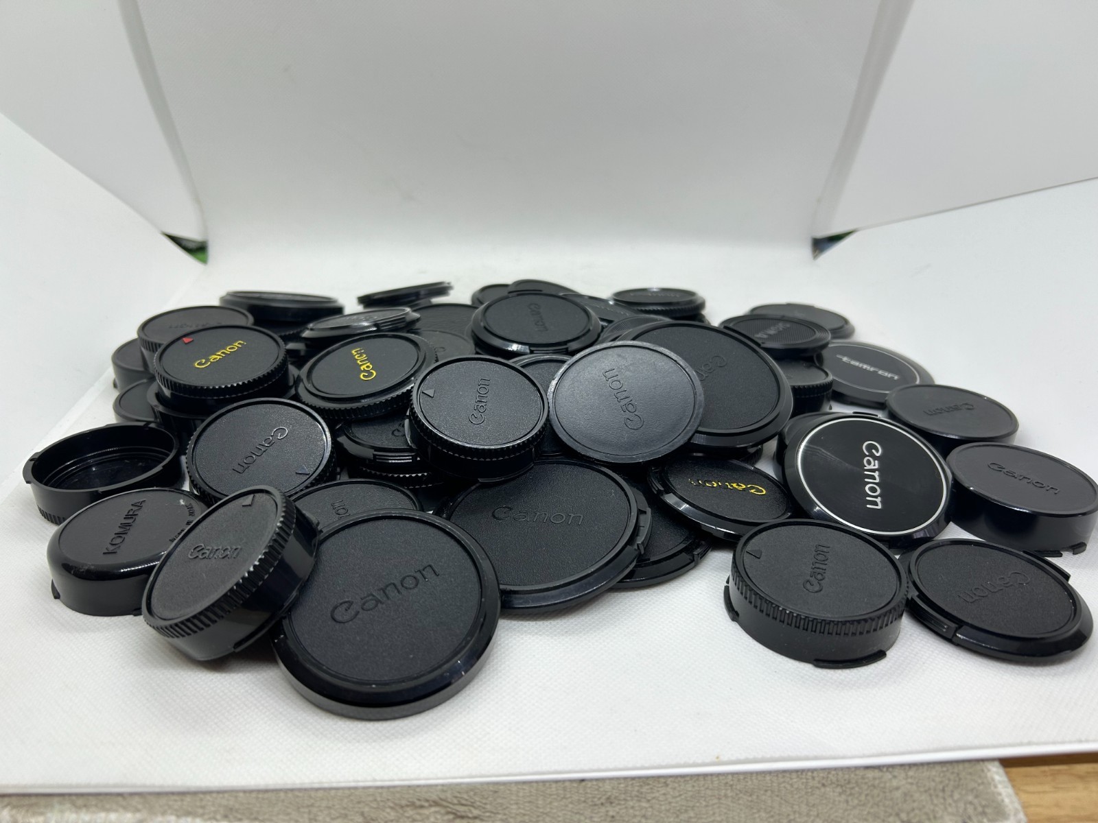 【 Japan domestic shipping only 】 Used Lens / Body Cap Canon 1 PC