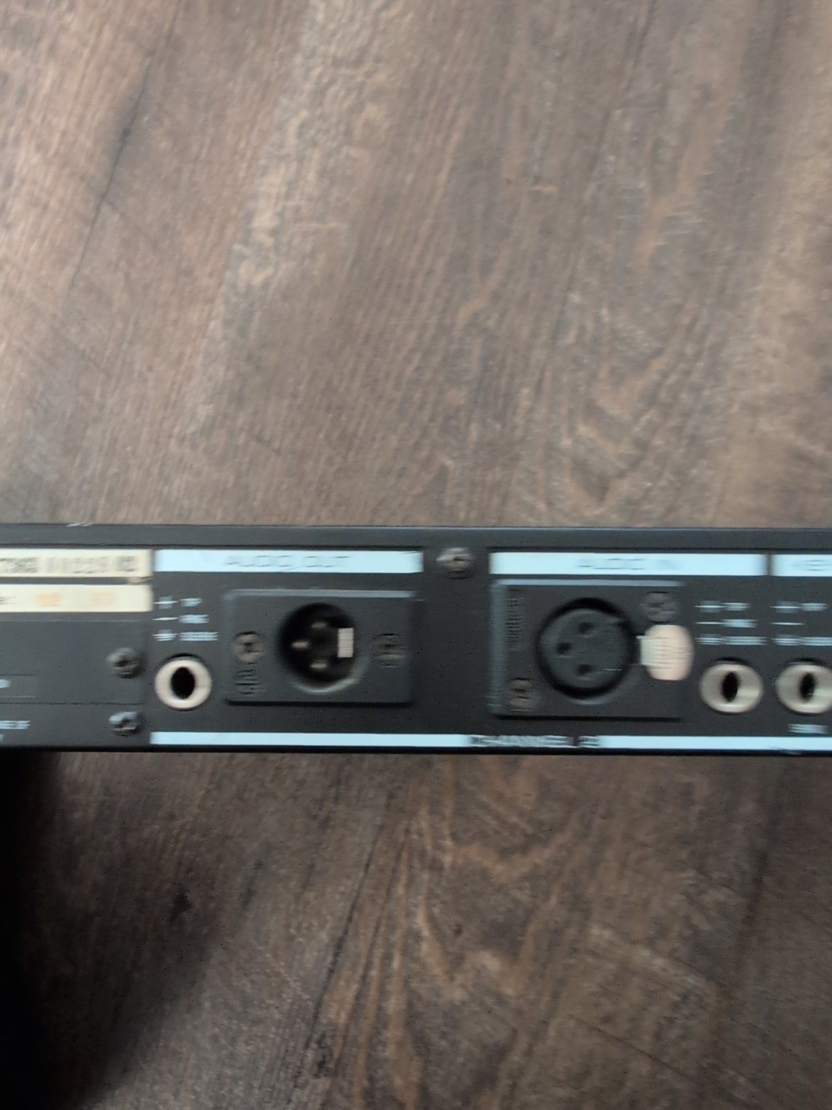 Used Behringer Intelligate XR 2000 TESTED Working