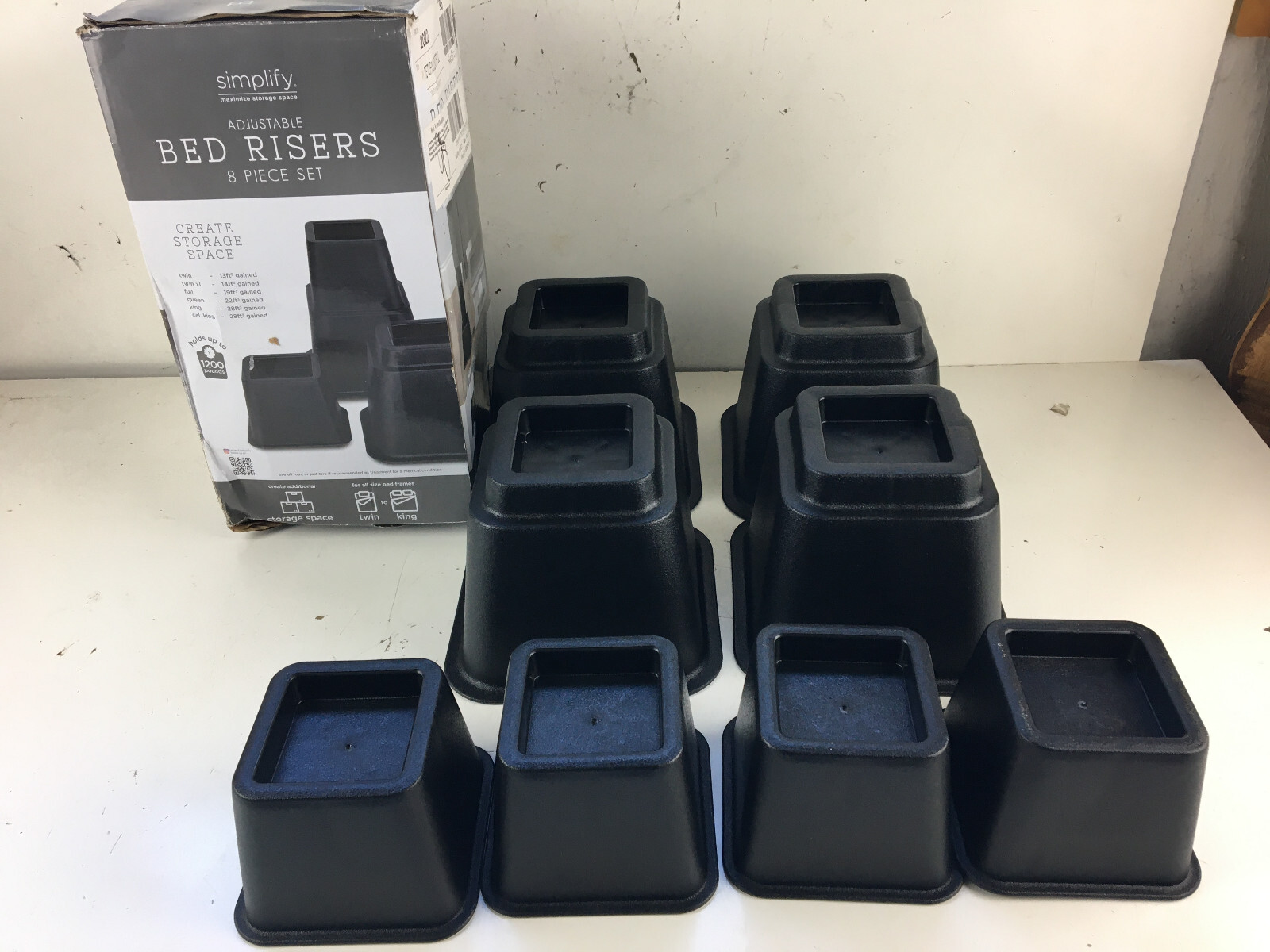 Simplify - 8 Piece Adjustable Bed Risers Set - Black - 4 3" Risers & 4 5" Risers
